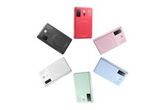 配备移动摄影灯的 Godox MA5R 电源箱(图片来源:Godox)