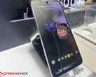 更新后的显示屏即使在阳光直射下也能消除眩光和反光。图：NxtPaper 60 Ultra。(图片来源：Notebookcheck）