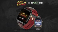 Street Fighter II: My Play Watch 游戏手表,配有红色表带、金色饰件和第二个手表显示屏,背景为深色纹理。
