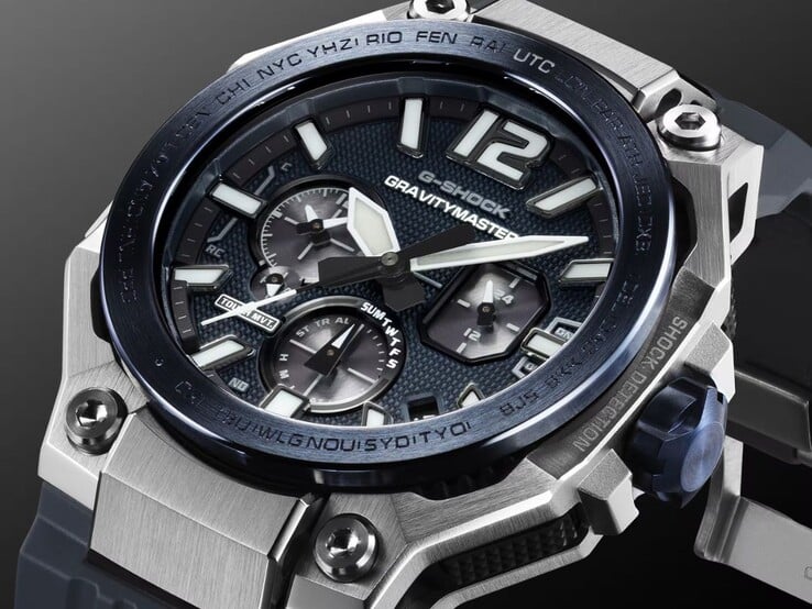 卡西欧G-Shock Gravitymaster GWR-B3000系列手表配有三个副表盘