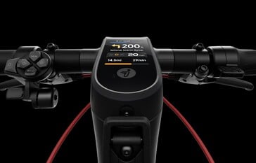 Segway Max G3 Plus 电动滑板车配备了一块用于导航的彩色显示屏。