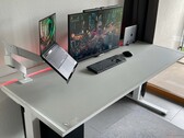 Secretlab MAGNUS Pro XL 评测--带集成电源的高度可调式办公桌