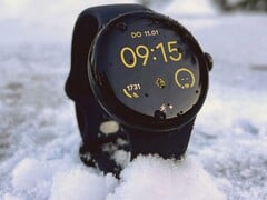 Pixel Watch 2 获得新更新。(图片来源：Benedikt Winkel）