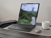 ThinkBook Plus Gen6 14 英寸机身配备 16.7 英寸 OLED 屏幕（图片来源：Notebookcheck）