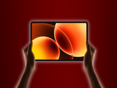 图为:2025年发布的小米Pad 8。