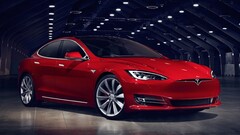 特斯拉 Model S（图片来源：电动汽车数据库）