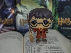 丹尼尔-雷德克里夫（Daniel Radcliffe）以正面对决的形式对《哈利-波特》的全部八部电影进行了排名。