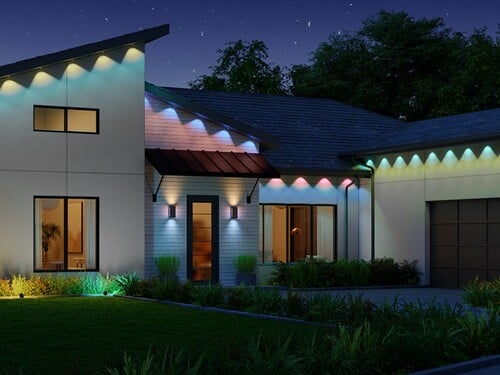 Govee Permanent Outdoor Lights 2 Pro 展示效果,包含多个照明区域