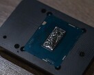 英特尔i9-14900KS预计将于3月14日上市，售价约为740美元。（来源：Pakhtunov via Overclock.net）