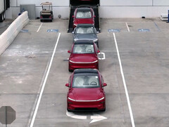 特斯拉寄希望于 Model Y 改头换面及其廉价版车型来扭转第一季度的销售颓势。(图片来源：特斯拉）