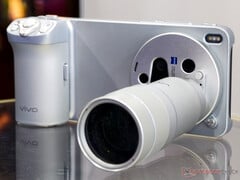 vivo X300 Ultra 在巴塞罗那 MWC 2026 期间展出。