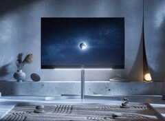 最新款的 Loewe Stellar 表背由混凝土和熔岩制成。(图片来源:Loewe)