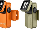 Olight Oclip 2 Pro（左）和 Oclip 2 Ultra（右）均配备可倾斜的灯头和可旋转的夹子，便于调节光束方向。