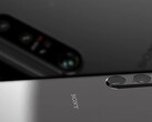 索尼Xperia 1 V预计将配备比前代产品大得多的相机传感器。(图片来源：@OnLeaks/索尼-编辑)
