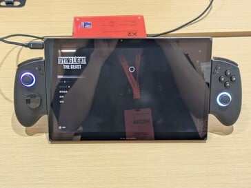 搭载英特尔 Arc G3 Extreme 的 OneXPlayer X2