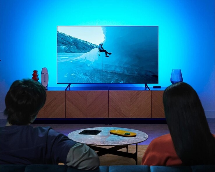WiZ HDMI 同步盒入门套件可产生彩色灯光效果。(图片来源：Very）