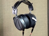 一对售价1,700美元的耳机音质如何？Audeze MM-520平面磁性耳机上手体验