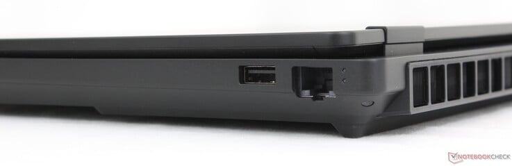 右侧:USB-A (10 Gbps)、RJ-45 (1 Gbps)