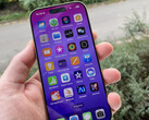 iPhone 17 可能会使用与 iPhone 16 Pro 相同的显示屏（如图）。(图片来源：Notebookcheck）