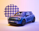 随着新款 Mini Cooper E 和 SE 的推出，Mini 试图在保留 MIni Cooper 特色的同时，将品牌真正推向电动车的未来。(图片来源：Mini）