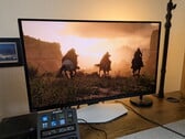 明基 Mobiuz EX271UZ 显示器评测：27英寸、4K、QD-OLED、166 PPI、240 Hz 及遥控器