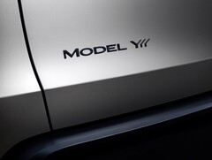 三排座 Model Y L 将配备更大的电池。(图片来源：特斯拉中国/微博）