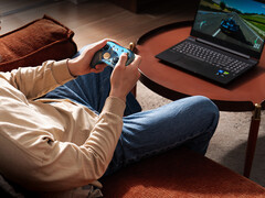 GameSir G7 Pro 武昌：落羽版》支持兼容 Xbox 主机的一键唤醒功能。(图片来源：GameSir）