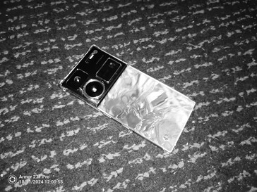 黑暗地窖中的夜视能力