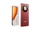 Honor X70 预计将采用性能强劲的骁龙 6 代 4 中端 SoC。如图：经过编辑的手机泄露图片。(图片来源：数码聊天站通过微博发布）