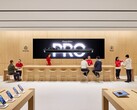 iPad 维修现在可直接在Apple 商店进行。(图片来源：Apple)