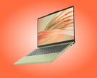 采用 Zen Green 配色的 IdeaPad Vibe 14。