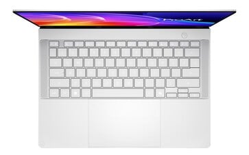 Asus ProArt P14 键盘和触控板布局