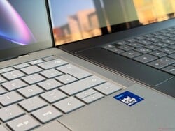 全新 ProArt P16 的纤薄程度几乎与 Asus Googlebook 14 相当。