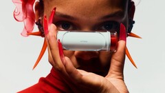 新的耳(棒)案。(来源: Nothing)