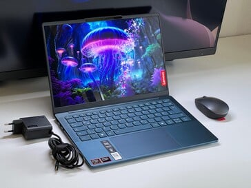 Yoga Slim 7 14 和 Yoga Slim 7...