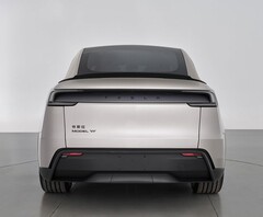 电动特斯拉 Model Y L SUV（图片来源：中国工业和信息化部）