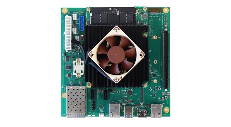 V3000 可由 ATX PSU 供电（图片来源：SolidRun）