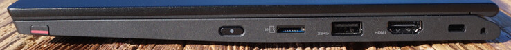 右边。ThinkPad Pen Pro、电源按钮、microSD、USB-A（10 Gbps）、HDMI 2.0、Kensington锁