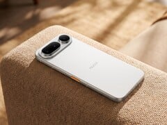 据报道,NaviX Ultra 配备了三颗 5000 万像素后置摄像头。