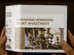 图为华为 Mate XT，今年将与三星的替代产品相遇。(图片来源：华为）