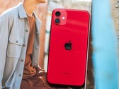Apple iPhone 16 将采用与 iPhone 11 类似的摄像头布局。(图片来源:Vựa Táo)
