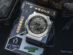 卡西欧 G-Shock GM-2100 x Mandalorian 型号的图片。