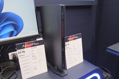 Minisforum AtomMan G7 Ti 是一款重新命名的 H14NX，配备英特尔 i9-14900HX CPU 和 RTX 4070 Laptop GPU。(来源：PC Watch）