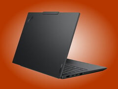 ThinkPad E14 第8代 AMD 机型仅提供黑色款。