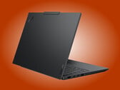 ThinkPad E14 第8代 AMD 机型仅提供黑色款。