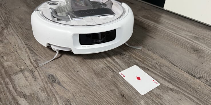 DJI Romo P 的障碍物检测功能在测试中表现出色