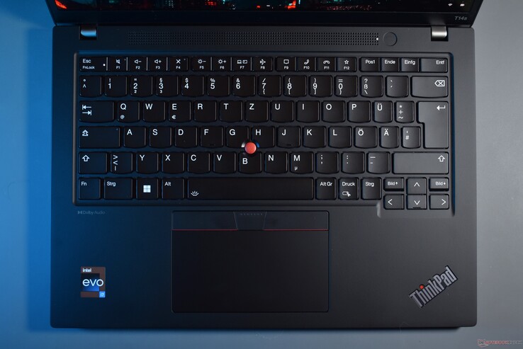 联想 ThinkPad T14s G4：键盘区域