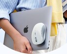 ESR MagMouse 无线鼠标是世界上首款内置充电线的磁吸附式鼠标（图片来源：ESR）