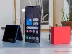 Galaxy Z Flip 7 是首款配备 UWB 芯片的Galaxy Z Flip 机型。(图片来源：Notebookcheck）