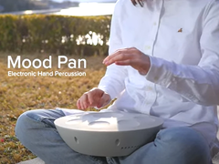 Roland Mood Pan 可为用户提供舒缓的打击乐器音效和宁静的冥想配乐，让用户放松身心。(图片来源：罗兰）